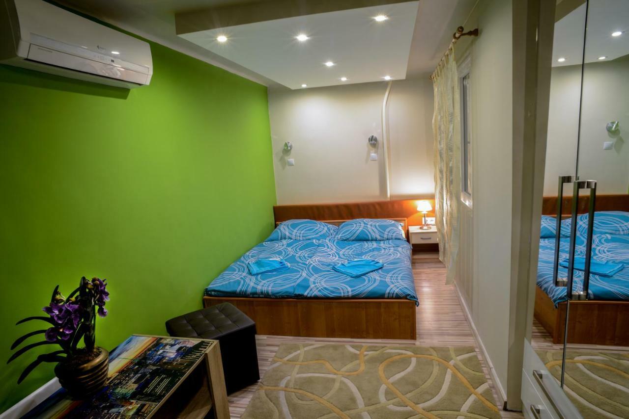 Fireworks Rakoczi - Free Parking - 3 Bedrooms - 2 Bathrooms Budapeste